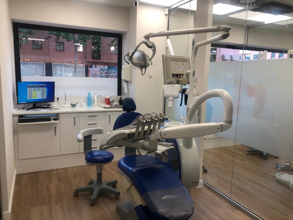 Clínica Dental Megía