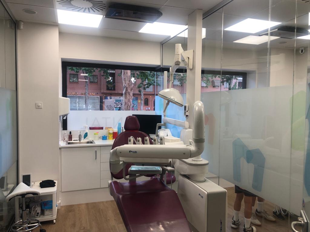 Clínica Dental Megía